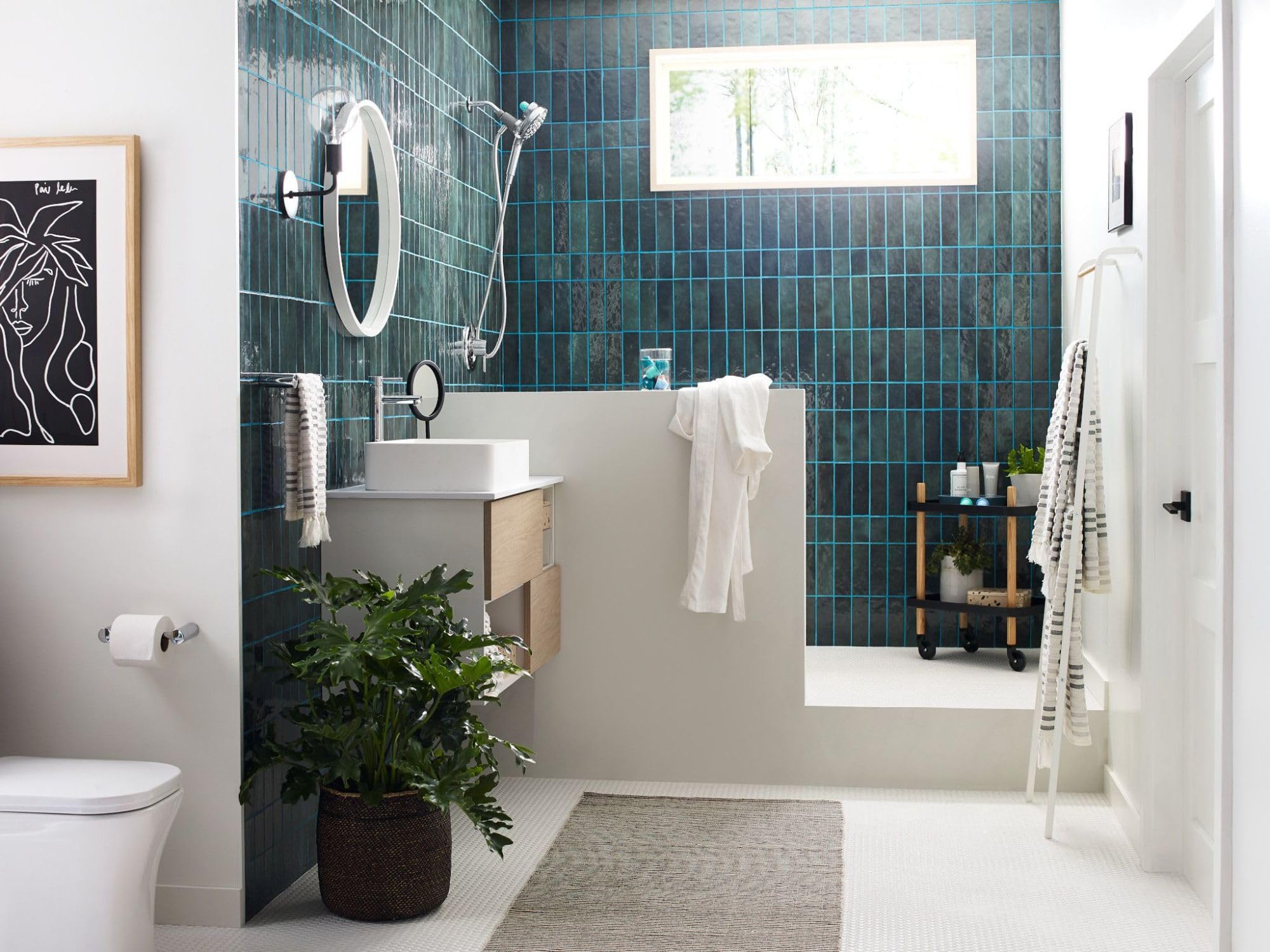 Moen IN208C2SRN Aromatherapy Combination Shower in Spot Resist Brushed Nickel With INLY Capsule Starter Pack Plus