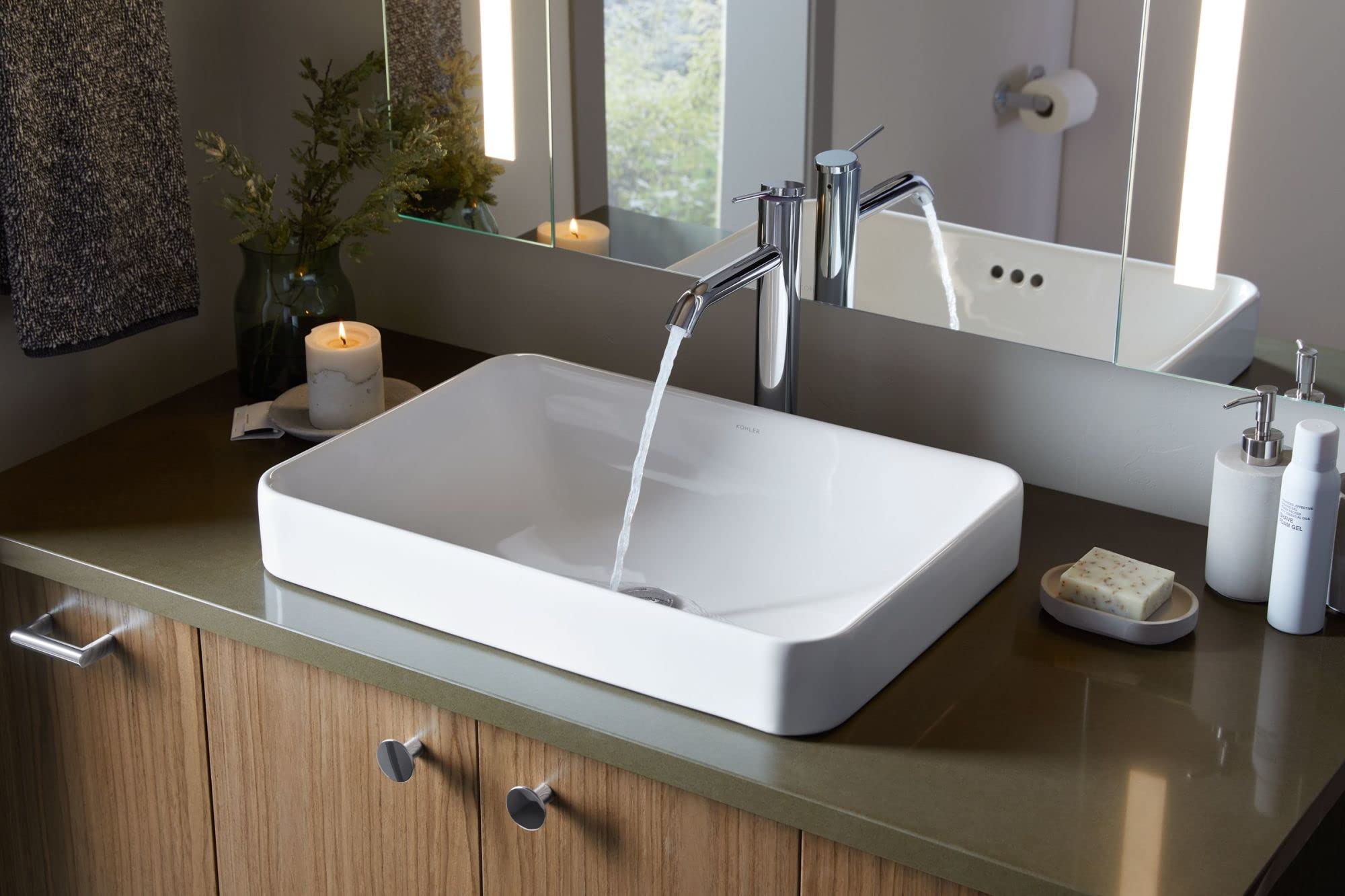 5373 - Vox Bathroom Sink (No faucet holes)
